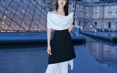 胸大的姑娘好看视频